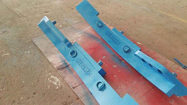 手持式喷码机应用于大型机械装备零部件标识