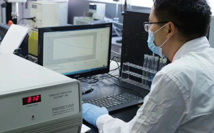 推进手艺立异，，，实现行业新突破