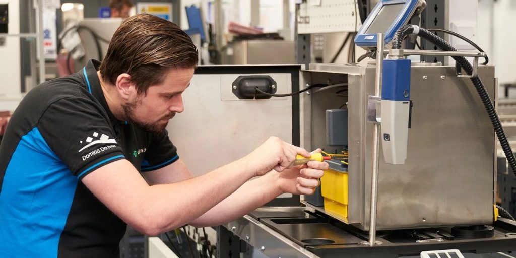 工程师的未来角色：从维护装备到生产照料